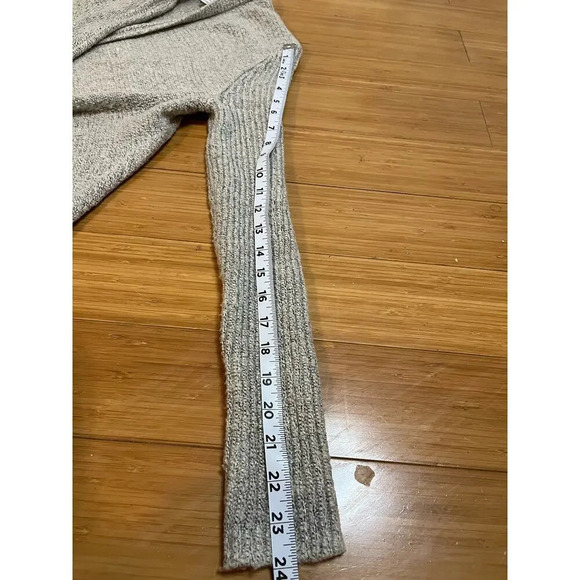 Liz Lange Maternity Sweater Womens XS Comfy Stretch Neutral Soft Cozy Fall Fuzzy - Picture 7 of 10